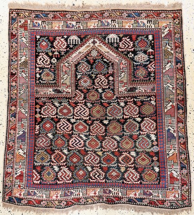 "Marasali"Gebetsteppich antik, Kaukasus, 19.Jhd, Wolle auf Wolle, ca. 130 x 125 cm, EHZ: 2-3