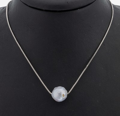 14 kt Gold Perl-Collier, WG 585/000 gepr., endlose Venezianerkette, bewegl. barocke Tahitizuchtperle, D. ca. 12.9 mm, L. ca. 76 cm, ca. 8.2 g