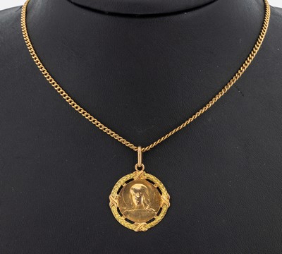 18 kt Gold Anhänger, GG 750/000 gepr., Maria-Darstellung, an Kette, GG 750/000 gepr., L. ca. 46 cm, Federringschließe, ca. 6.2 g