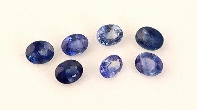 Lot 7 lose Saphire, zus. ca. 3.39 ct, ovalfacett., versch. Farbnuancen