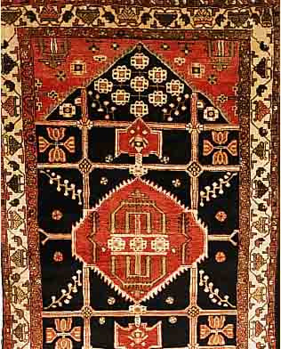 KOMAPENI,PERSIEN CA 216 X 126 CM. FLOR WOLLE.CA 30 JAHRE.