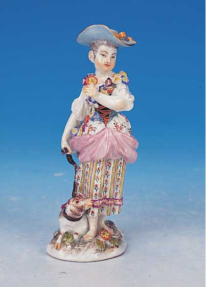 Porzellanfigur, Meissen, um 1760-65, Frau mit Schaf und Blumen, bunt bemalt, un- restauriert, H. ca. 14 cm