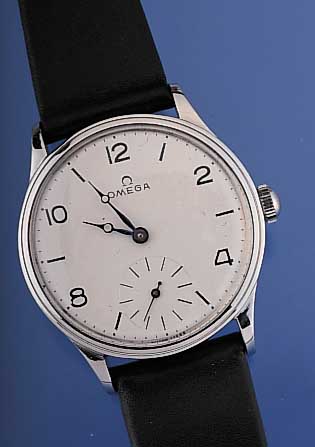 OMEGA Herrenarmbanduhr, Ref.-Nr. 2190/2, Schweiz um 1949, Edelstahl, Boden gedr., Bl. rest., Werk rotverg., Kal. 30T2, 15 St., Hand-aufzug, ...