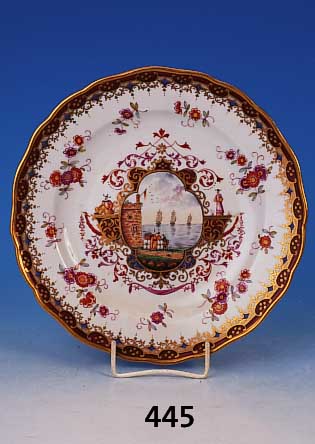 Teller, Meissen, um 1850/60, Porzellan, Kauffahrteiszenen, feine Bemalung, Goldstaf- fage, D. 23.5 cm