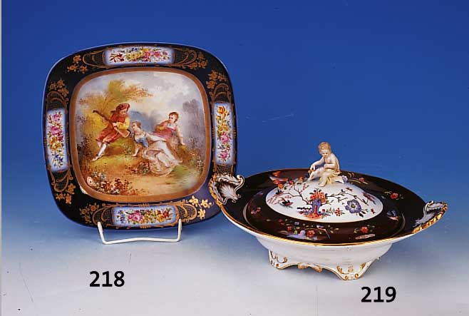 Deckelschssel, Meissen, um 1880/90 Porzellan, brauner Rand, Kakiemondekor, Fels und Vogel, Puttobekr”nung, min. best. an den ...