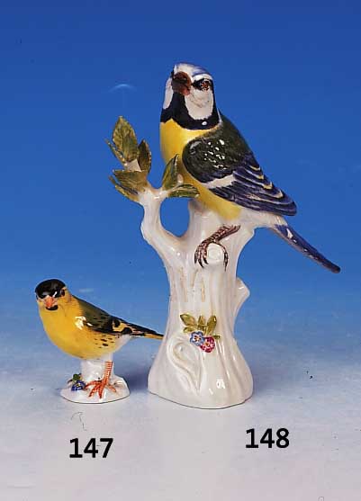 Vogel, Meissen, Mitte 20. Jh., bemalt, H. 5 cm