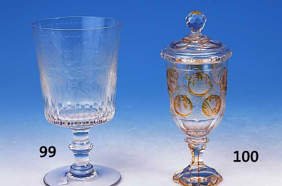 Deckelpokalglas, Böhmen, um 1890, farbloses Glas, partiell gelb gebeizt u. facettiert, in kleinen Kartuschen Wilddarstellungen, gra- viert, H. ...