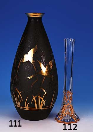 Vase, wohl Baccarat, um 1890, mit Metallmontur, Puttendekor, min. Alters- spuren am Rand, dekorativ, H. 40 cm