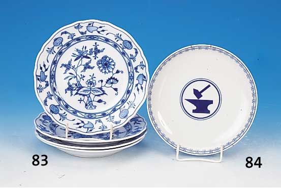 Teller, Meissen, 50er Jahre, 2. Wahl, Porzellan mit Blaumalerei von Hammer und Amboss, D. ca. 18,5 cm