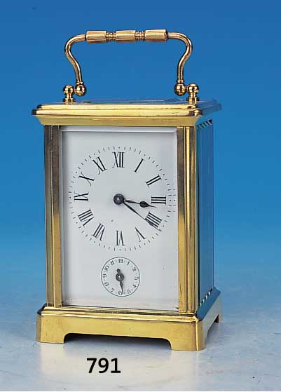 Reiseuhr mit Wecker, Frankreich, um 1900, Messinggehäuse,Emailzifferblatt mit Weckzeit- anzeige, Echappement mit Zyl.hemmung, Schlag/ Glocke, ...