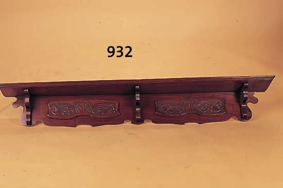 WANDREGAL, JUGENDSTIL, UM 1900, NUßBAUMFURNIER, DEKORATIV, MIT FLACH- SCHNITZEREI, L. 150, T. 19.5 CM, H. CA. 21 CM