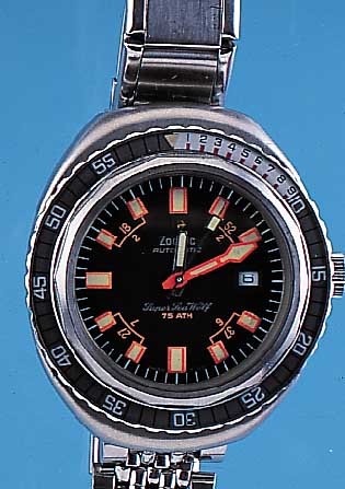 ZODIAC Herrentaucheruhr Modell Superseewolf, Ref.-Nr. 1342/736, Schweiz um 1970, Edelst., Edelstahlband, Boden, Krone u. Lünette geschr.bei ...