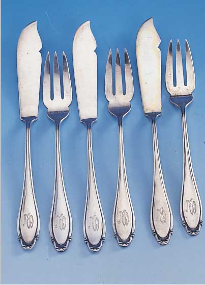 12-teiliges Fischbesteck, 800er Silber, deutsch ca. 30er Jahre, Barockstil, best. aus 6 Messern und 6 Gabeln, Besitzermonogramm ME ligiert, ...
