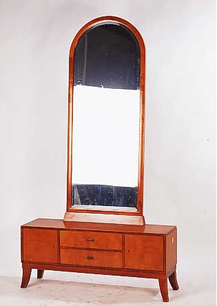 Standspiegel mit Konsole, deutsch, 30er Jahre, Kirschbaum massiv, deutsches Art-Deco, ca. 193 x 104 x 30 cm, altersbedingte Oberfl„chen-sch„den