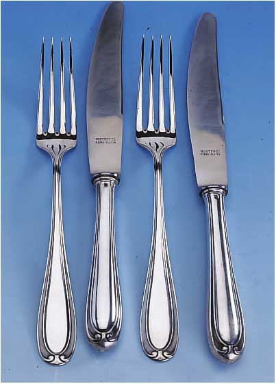 24-TEILIGES BESTECK, 800ER SILBER, GEBR. KüHN, SCHWäBISCH GMüND, BEST. AUS: 12 GABELN, 12 MESSER (GRIFFE GEFüLLT U. KLINGEN ROSTFREI)CA. 605 ...