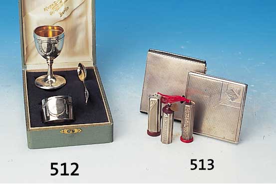 Taufbesteck, deutsch, um 1900, 800er Silber, best. aus Eierbecher, Löffel und Serviettenring, graviert Alfred, im Etui