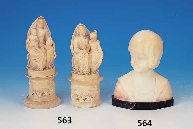 Paar Alabasterskulpturen, Italien, um 1900, zwei Madonnen, geschnitzt, zweiteilig, l. besch„digt, H. 20 cm