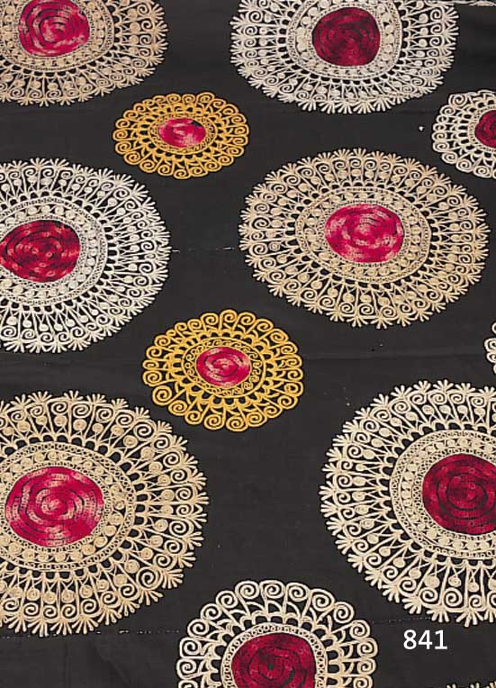 SUSANI-STICKEREI, TURKMENISTAN, SCHWARZES BAUMWOLLGRUNDGEWEBE MIT KREISFöRMIGEN STICKER-EIMORNAMENTEN, SEHR DEKORATIV, 252 X 200 CM