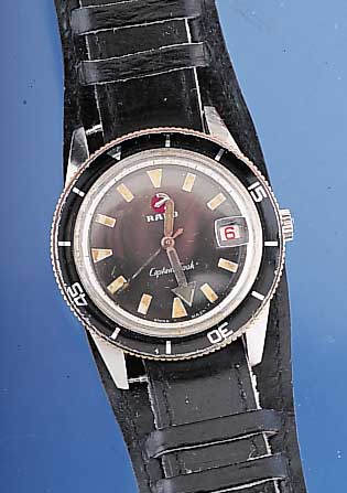 RADO Taucheruhr Modell Captain Cook, Ref.- Nr. 11683, Schweiz um 1966, Edelst., Boden mitBajonetteverschl.,Lünette zum Glas zu nach in-nen gew., ...