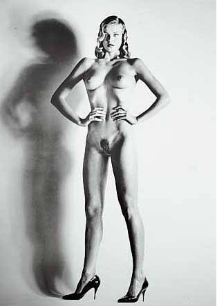NEWTON, HELMUT, BIG NUDE, OFFSET AUF DüNNEM KARTON, PLAKAT ZUR AUSST. GALERIE NIEMANN BER-LIN 1995, HANDSIGN., CA. 84 X 59,5 CM