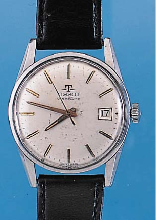 Konvolut: 2 TISSOT Herrenarmbanduhren, 1x Automatik, Carree-Geh., Edelst., Boden gedr., Kal. 783, 1x Modell Visodate (Datum), Edelst.,Boden ...