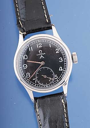 OMEGA Militärarmbanduhr, Ref.-Nr. 10667114, Schweiz um 1947, Edelst.-Boden geschr., für die brit. Armee, so Reg.-Grav. auf Boden, Bl. rest., ...