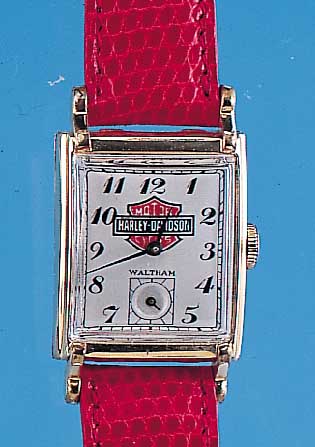 WALTHAM Herrenarmbanduhr, Ref.-Nr. 7353453, USA um 1949, GG-filled, Boden gedr., Konkav- gl., Blatt rest., Harley Davidson Aufdruck später, kl. ...