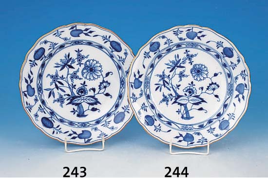 TELLER, MEISSEN, UM 1850-60, 1. WAHL, PORZELLAN, BLAUES ZWIEBELMUSTER, D. CA. 24 CM