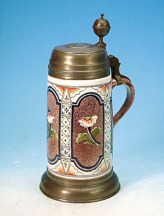 Walzenkrug, wohl Erfurt, um 1770, Fayence, bunt bemalt mit Blumen in Kartuschen,bunte Muffelfarben, Boden haarrißig, Deckel und ...