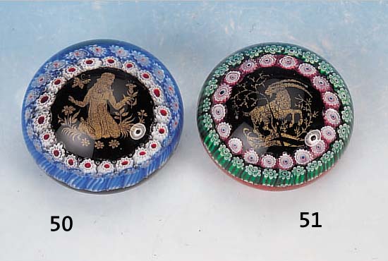 Paperweight, Böhmen, um 1920, Sternzeichen Steinbock, Glas, D. ca. 7.5 cm
