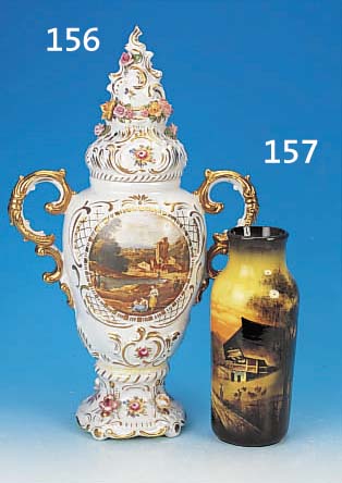 Vase, Schramberg, 30er Jahre, Steingut, bemalt, Bauernhaus, bemalt, innen mit Glasurriß, H. 29.5 cm