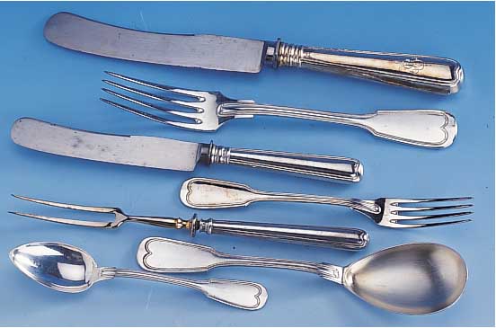 101-TEILIGES BESTECK, 800ER SILBER, BRUCKMANN & SöHNE, UM 1900, BES.-MONOGR., BEST. AUS: 12 MESSER (GRIFFE GEFüLLT, KLINGEN STAHL), 25 ...