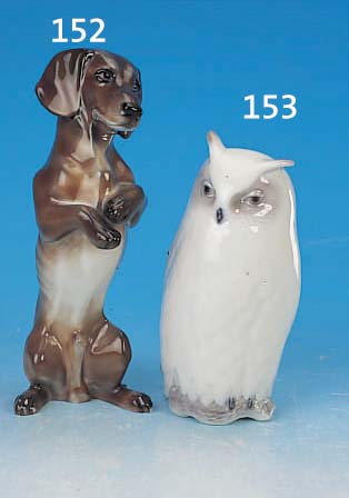 Porzellanskulptur, Kopenhagen, 2. Wahl, Schnee-Eule, Unterglasurbemalung, H. 15 cm