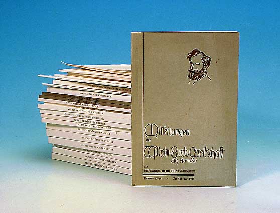 KONVOLUT AUS JAHRBüCHERN DES WILHELM-BUSCH- MUSEUMS, 1931-98, DAZU VERSCHIEDENE MIT- GLIEDERVERZEICHNISSE, 36 JAHRBüCHER, 6 ...