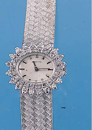 ZENITH DAMENSCHMUCKBANDUHR, NEUTR. WG 750/ 000-GEH. INCL. WG-FLECHTBAND RHOD., LüNETTE M. 40 8/8 DIAMANTEN ZUS. CA. 1,6 CT L. GET. WEIß, ...