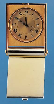 JAEGER LE COULTRE REISEWECKER MODELL MEMOVOX, REF.-NR. 1144409, SCHWEIZ UM 1970, METALL VERG., ORIG.-ETUI U. LEDERHüLLE, AUFSTELLBAR, ...