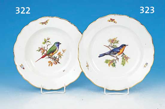 TELLER, MEISSEN, UM 1900/10, 1. WAHL, PORZELLAN, VOGELDEKOR MIT DREI INSEKTEN, GOLDRAND, D. 24 CM