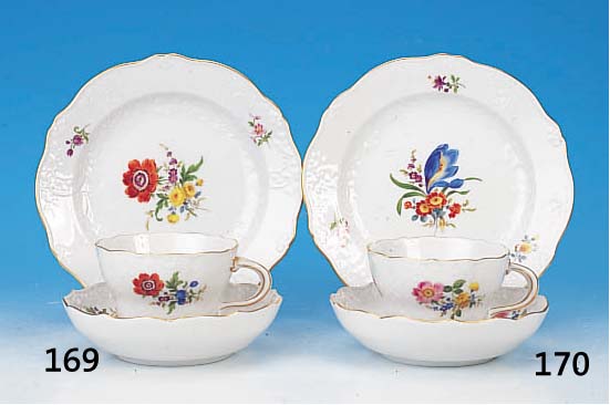 KAFFEEGEDECK, MEISSEN, 60ER JAHRE, 1. WAHL, PORZELLAN, BLUME III, GOLDRAND, TEL- LERFORM: NEU MARSEILLE, DESSERTTELLERD. 18 CM