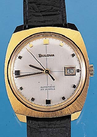 BULOVA Herrenarmbanduhr, Ref.-Nr. 1-444027, Schweiz um 1968, Metall hartverg., Edelst.- Boden geschr., Automatik m. Zentralsek. u. Datum, 23 ...