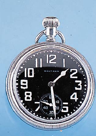 WALTHAM B-Taschenuhr Modell Premier, Ref.- Nr. 431855, USA um 1940, Metall verchr., Boden u. Glasr. verschr., schw. Kontrast-Email-zifferbl., ...