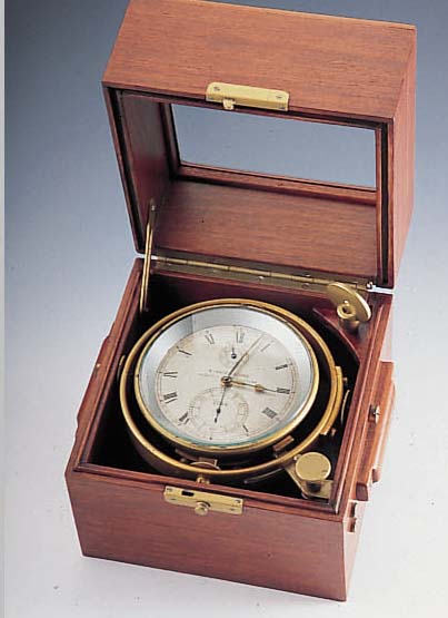 A. LANGE & SÖHNE MARINECHRONOMETER, REF.-NR.2044, DEUTSCHLAND UM 1938, ZWEITEILIGER HOLZ- KASTEN VERGL., MESSINGKESSEL KARDANISCH AUFGE-HäNGT, ...