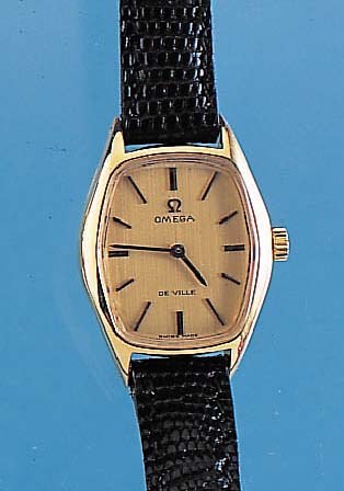 OMEGA DAMENARMBANDUHR MODELL DE VILLE, REF.-NR. 511291, SCHWEIZ UM 1974, GG 750/000, NEU- TR. LEDERBAND, ORIG.-ETUI, BODEN GEDR., RUND- ANKERWERK, ...