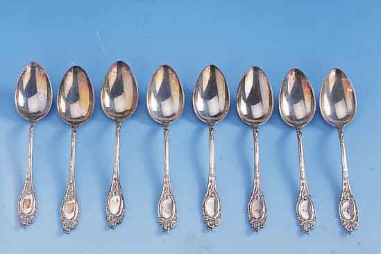 12 kl. Mokka/Teelöffel, Koch & Bergfeld, um 1900, 800er Silber, Barockstil, im Orig.- Etui