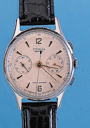 STRELA Armbandchronograph, Sowietunion um 1955, Edelst., Boden u. Glasr. gedr., Orig.- Blatt, 45-Min.-Stopzähler, selten gute Erh., 19 St., ...