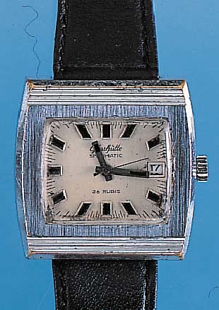 Konvolut: 2 GLASHÜTTE Herrenarmbanduhren, beide Automatik Serie Spezimatik, 1x Metall Tonnenform, verchr., ber., Edelst.-Boden gedr.1x ...
