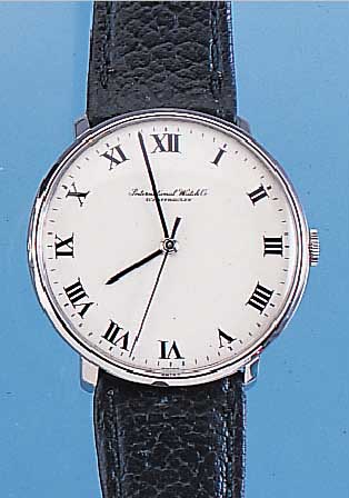IWC HERRENARMBANDUHR, REF.-NR. 2401, SCHWEIZUM 1970, EDELST., FL. GESAMTAUSF., BODEN U. GLASR. GEDR., EMAILFARB. KONTRASTZIFFERBL., RUNDANKERW., ...