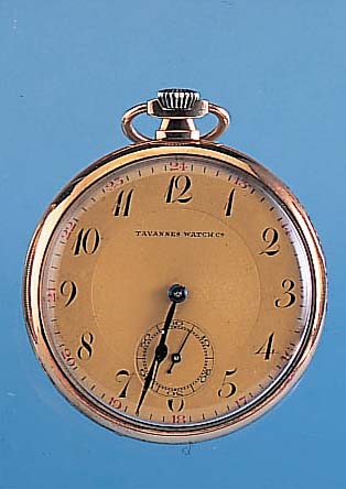 TAVANNES WATCH CO offene Herrentaschenuhr, Rose G 585/000, Scharnierboden, Glasrand auf- gedr., mattverg. Blatt, gebl. Stahlzeiger, Goldcuv., ...