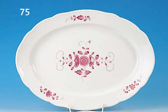 GROßE OVALE PLATTE, MEISSEN, UM 1880-90, 2. WAHL, PORZELLAN, PURPURFARBENE FLORALE CAMAIEUMALEREI, CA. 47 X 35 CM