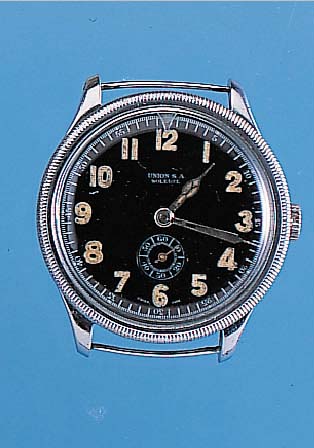 UNION SA Fliegerarmbanduhr Soleure, Schweiz um 1936, Metall verchr., Edelst., Boden u. glasrand gedr., Drehlünette m. Zeiger, schw. ...