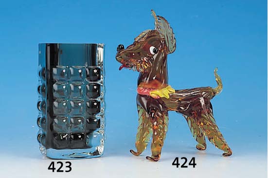 BLUMENVASE, ICHENDORF, 50/60ER JAHRE, ENTWURF PROF. SCHäFER FRANKFURT, SCHWERES KRISTALLGLAS MIT RAUCHFARBENEM INNENüBERFANG, H. 22 CM